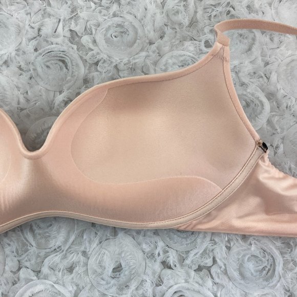 Victoria's Secret | Balconet Bra with Animal Print - Picture 8 of 12